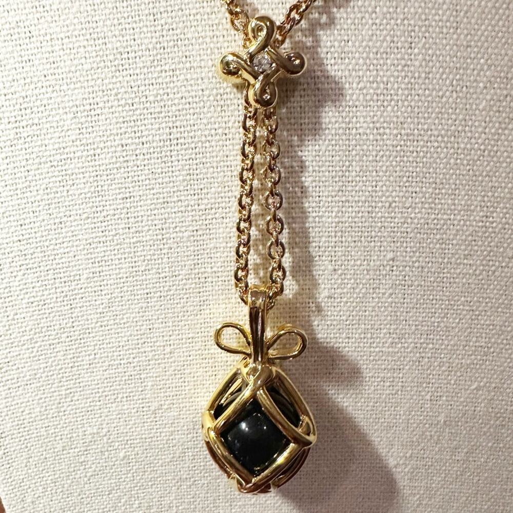 JOAN RIVERS Caged Black Egg Pendant Necklace Long Gold tone Chain Vintage VTG